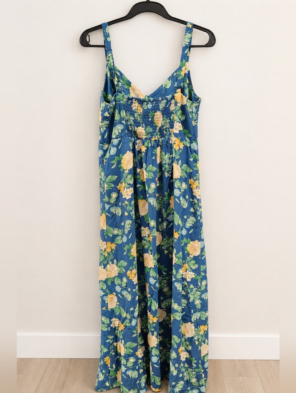 Old Navy Navy Floral Smocked Back Midi Dress Front Slit M - Picture 3 of 12